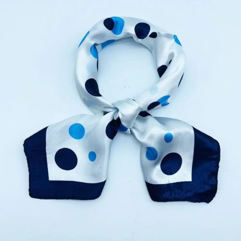 Foulard carré de soie - Bleu pointillé / 50 * 50 cm