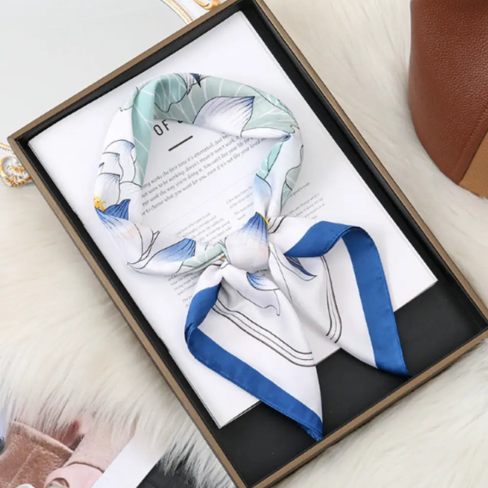 Foulard en soie haut de gamme - Fleurs / 70 * 70 cm