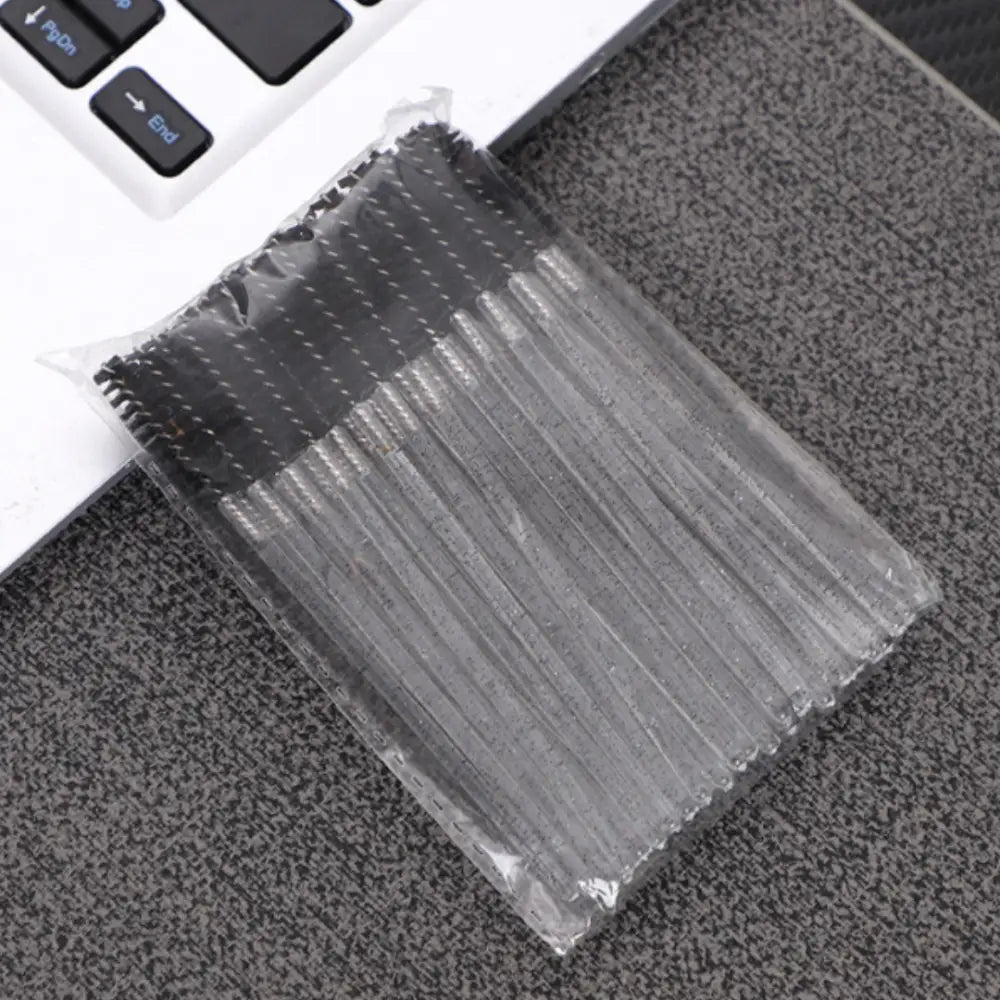 Brosse pour les cils - Noir