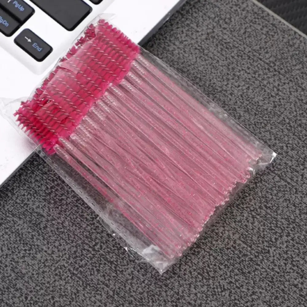 Brosse pour les cils - Rose rouge
