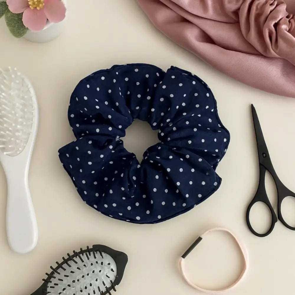 Chouchou scrunchie - Points blanc / Bleu foncé