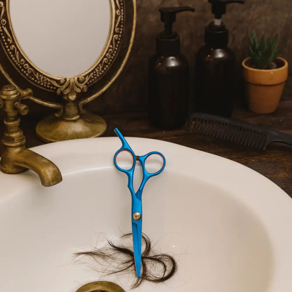 Ciseaux bleu